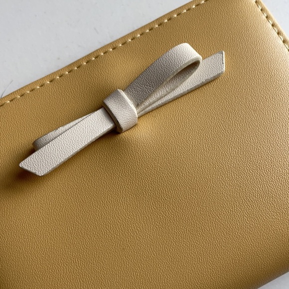 Miniso small wallet - Picture 2 of 6